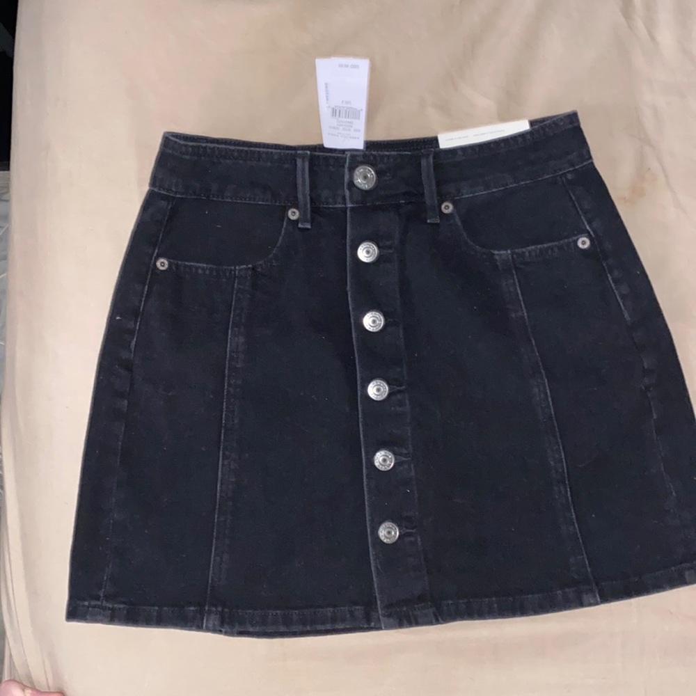 High waisted skirt.